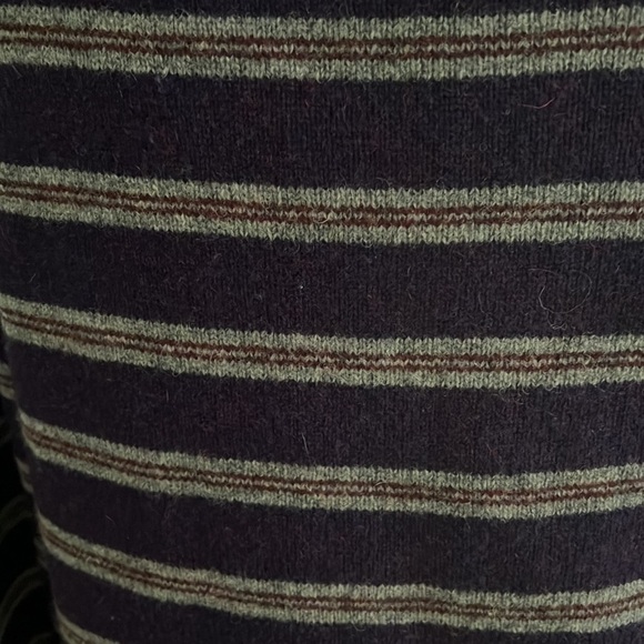 Brooks Brothers 346 100% Lambswool Stripped Sweater Size Small - Picture 4 of 8
